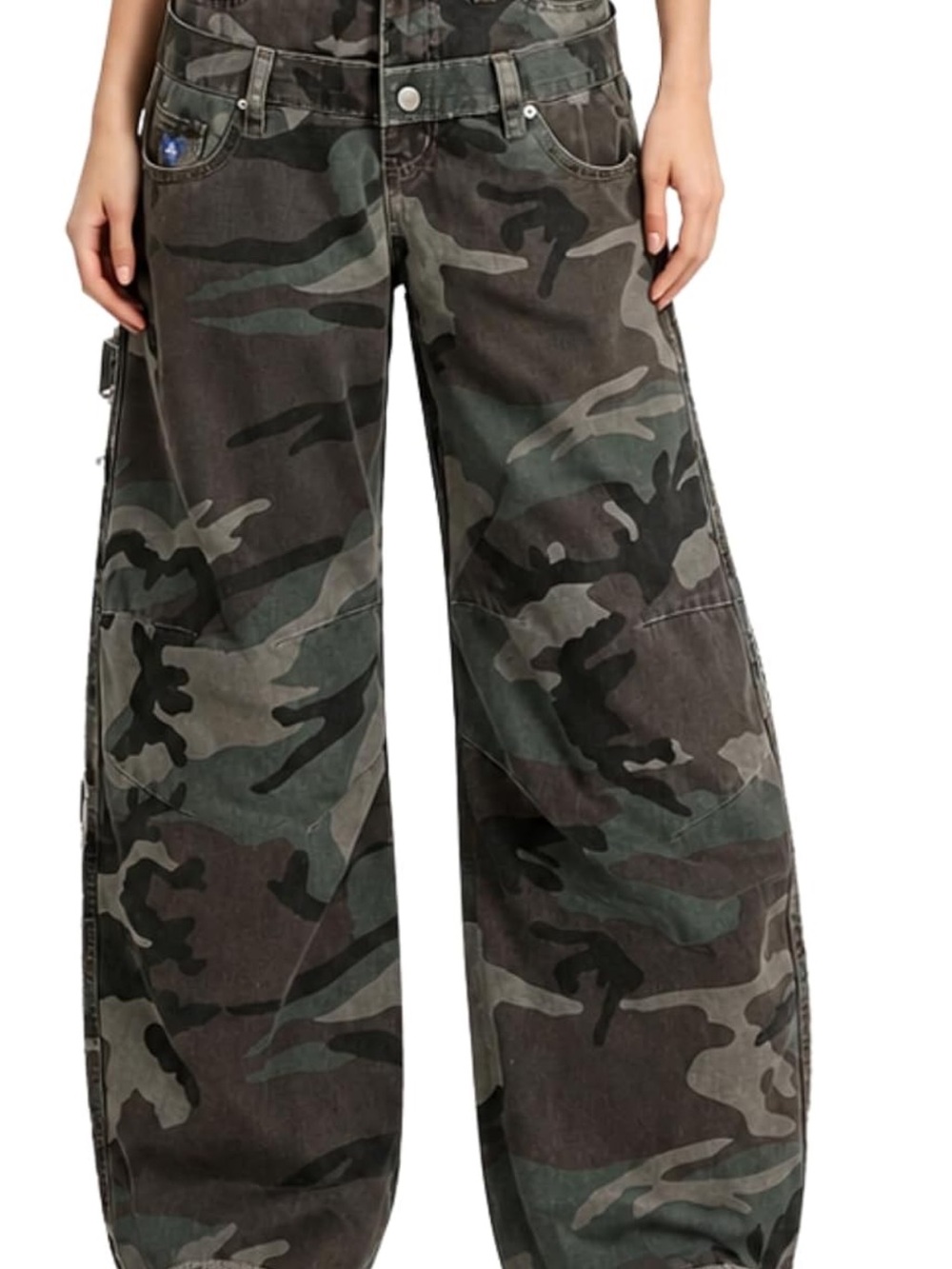 Aelfric Eden Camouflage Wide-Leg Cargo Pants in Green and Black